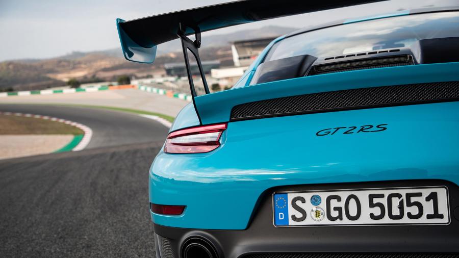 Детали экстерьера Porsche 911 GT2 RS (991) 2017 года  (WW) (фото 49 из 93)